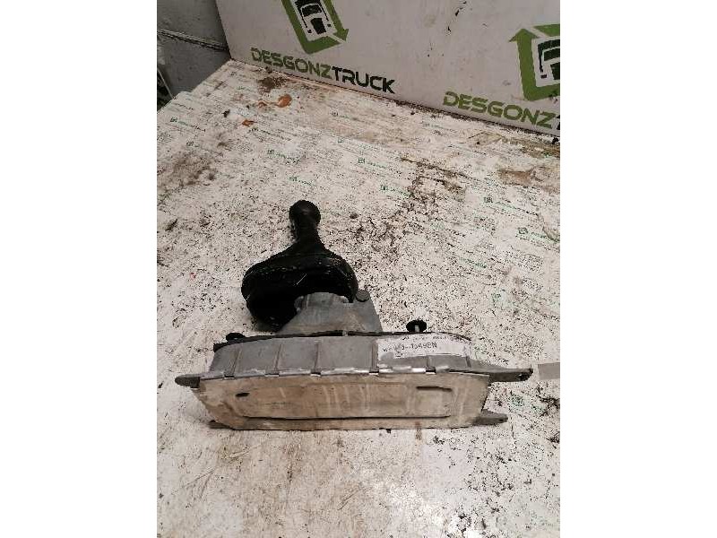 Recambio de palanca cambio para seat leon (1p1) comfort limited referencia OEM IAM 1K0711061B 1K0711049BN 