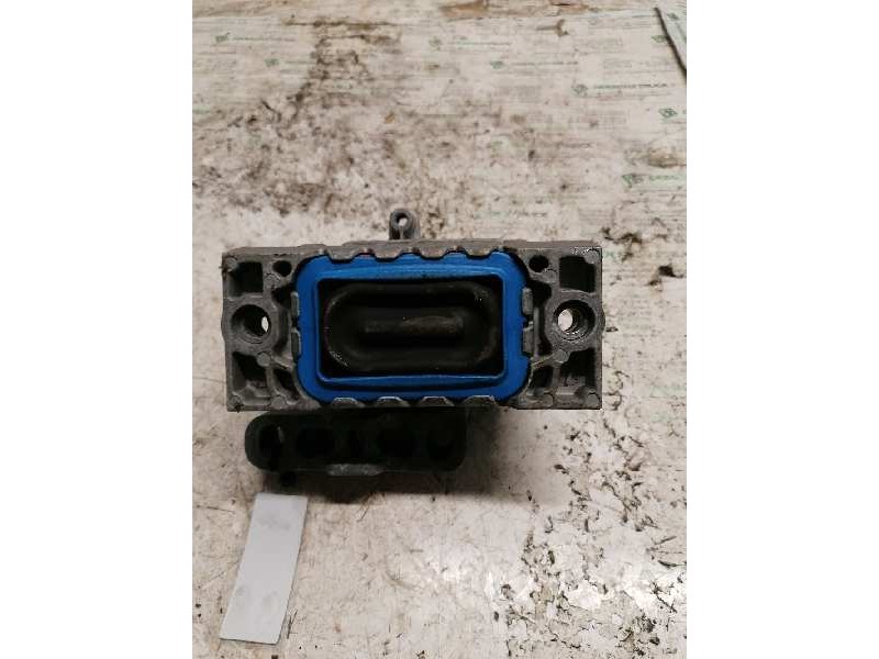 Recambio de soporte motor derecho para seat leon (1p1) comfort limited referencia OEM IAM 1K0199262BA  