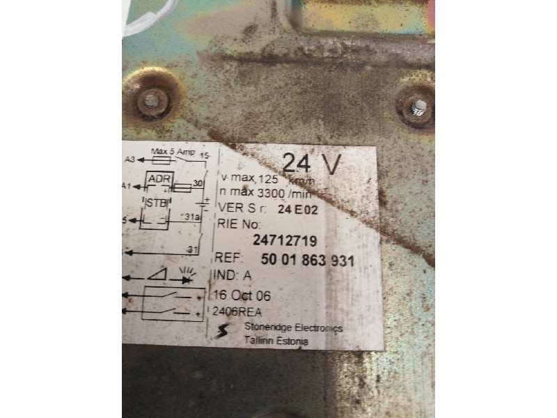 Recambio de tacografo para renault magnum e-tech 2000 referencia OEM IAM 24E02 5001863931 24712719