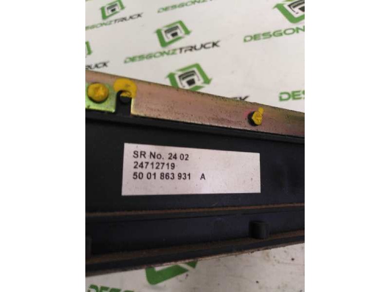 Recambio de tacografo para renault magnum e-tech 2000 referencia OEM IAM 24E02 5001863931 24712719