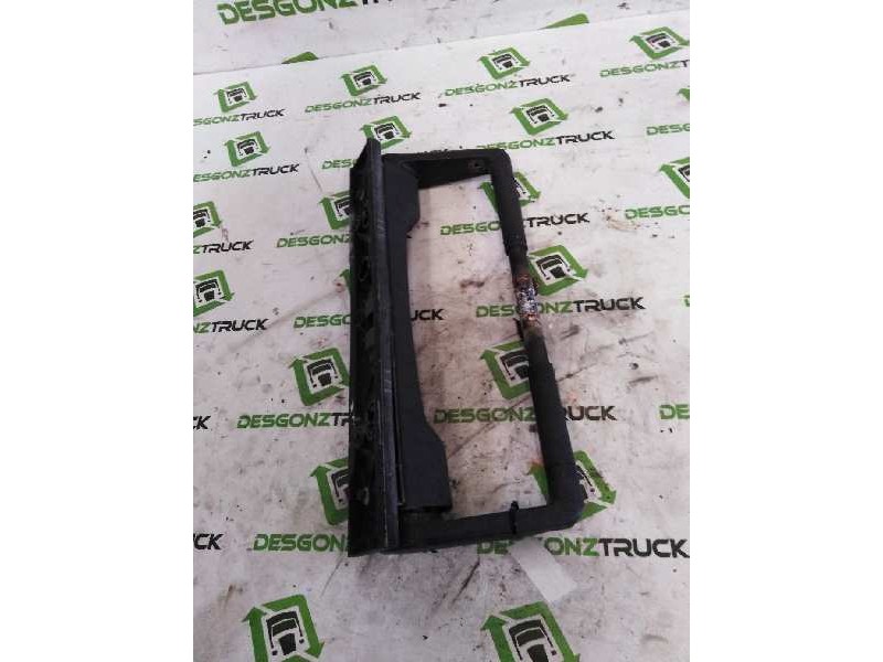 Recambio de brazo retrovisor izquierdo para renault magnum ab 2005 12.0 diesel referencia OEM IAM   