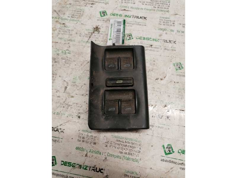 Recambio de mando elevalunas delantero izquierdo para audi a4 berlina (b5) 1.9 tdi referencia OEM IAM 8D1959515B  