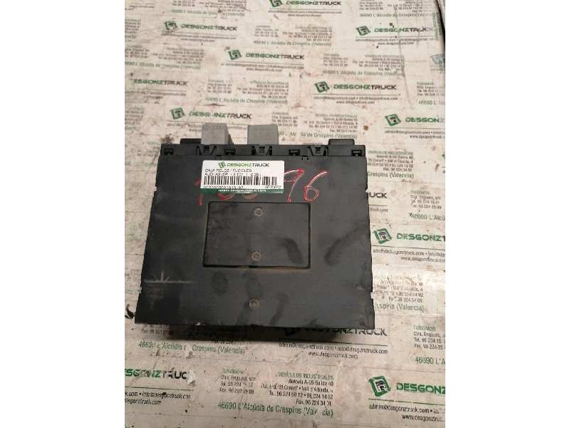 Recambio de caja reles / fusibles para audi a3 (8p) 1.9 tdi referencia OEM IAM 8P0807279F  