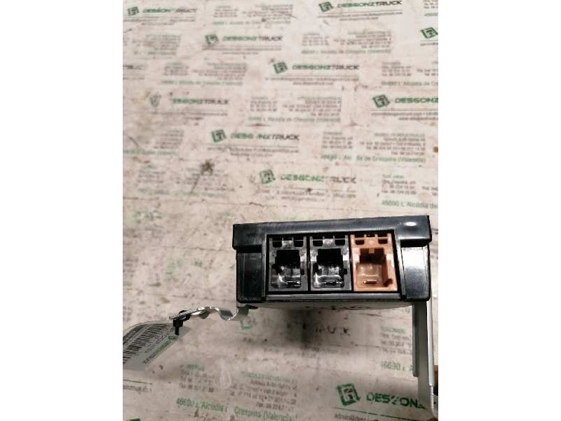 Recambio de amplificador antena para audi a3 (8p) 1.9 tdi referencia OEM IAM 8P4035225 7617310104 