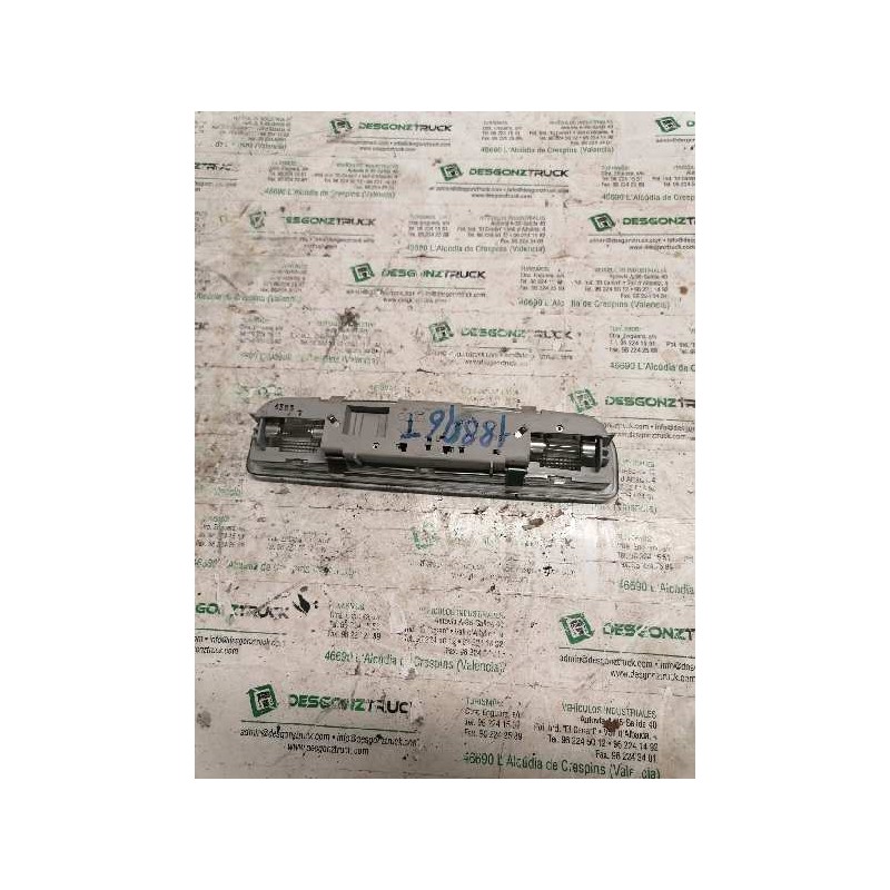 Recambio de luz interior para audi a3 (8p) 1.9 tdi referencia OEM IAM 8P0947111A 3 PINS TRASERA