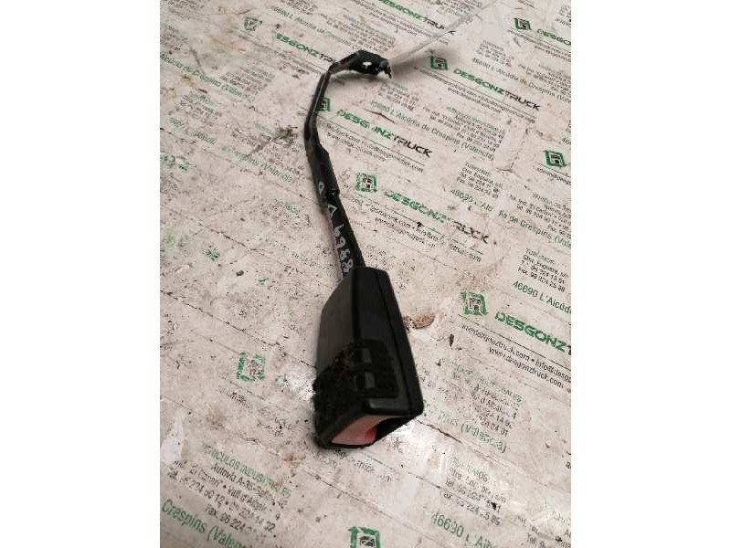 Recambio de enganche de cinturon derecho para audi a3 (8p) 1.9 tdi referencia OEM IAM 8P0587756C  