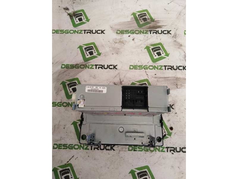 Recambio de sistema audio / radio cd para man tge pritsche (uz) pritsche 2.xxx 4x4 referencia OEM IAM 2E0035130  