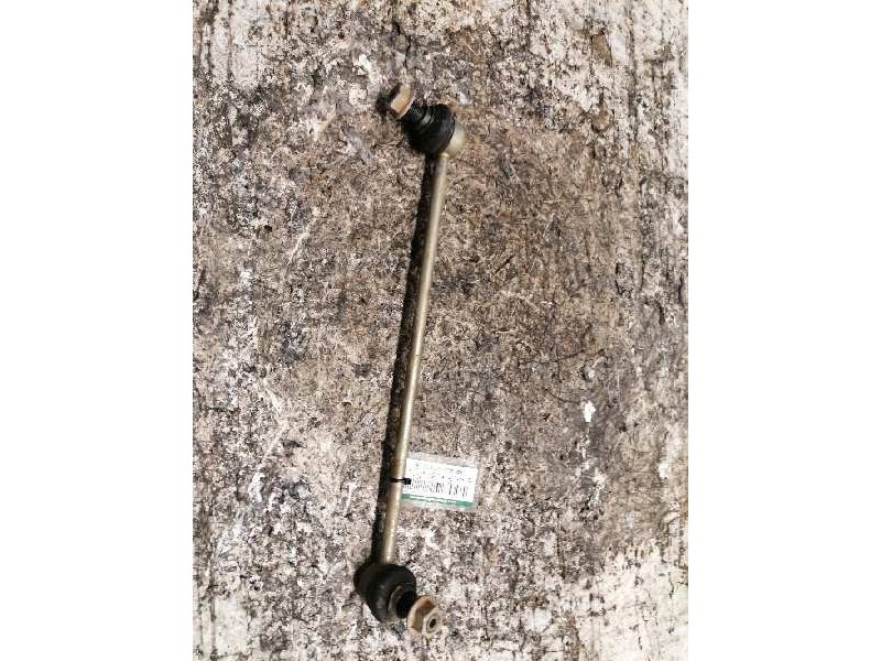 Recambio de bieleta barra estabilizadora delantera para audi a3 (8p) 1.9 tdi referencia OEM IAM   