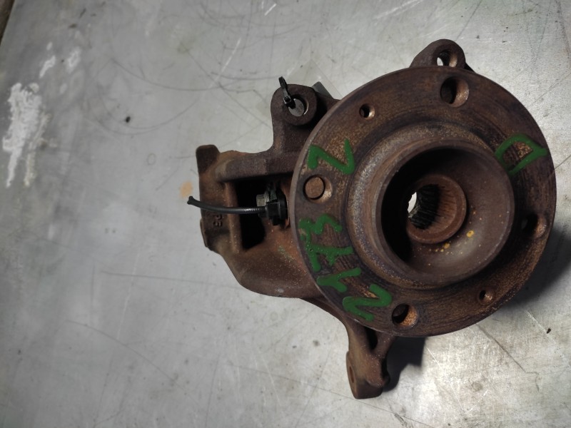 Recambio de mangueta delantera derecha para peugeot 207 x-line referencia OEM IAM   