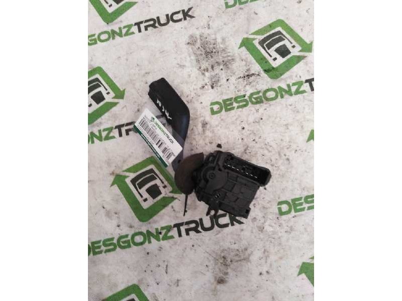 Recambio de mando limpia para renault premium lander 10.8 diesel referencia OEM IAM 5010589991  