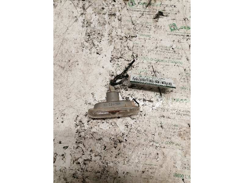 Recambio de piloto lateral derecho para seat leon (1p1) comfort limited referencia OEM IAM 6L0949117A 2 PINS 