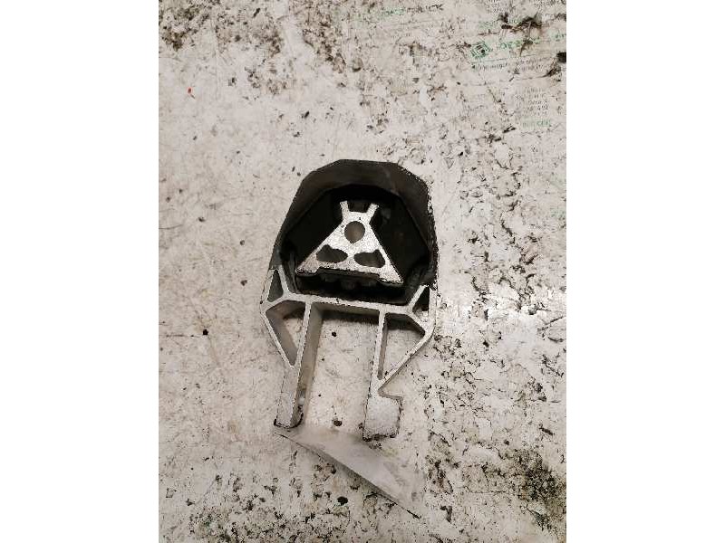 Recambio de soporte motor para ford focus berlina (cap) ambiente (d) referencia OEM IAM   