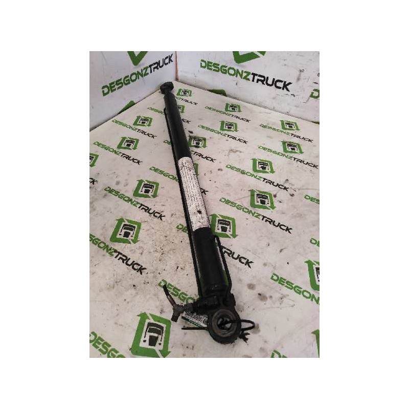 Recambio de brazo elevacion cabina para man tgx 18.xxx 12.4 diesel referencia OEM IAM 6138 1083776 81417236138