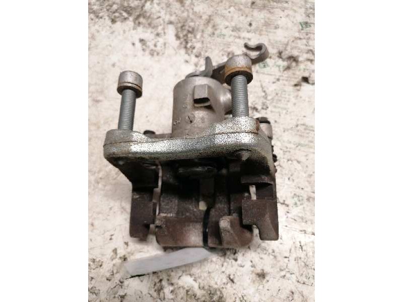 Recambio de pinza freno trasera derecha para seat leon (1p1) comfort limited referencia OEM IAM   