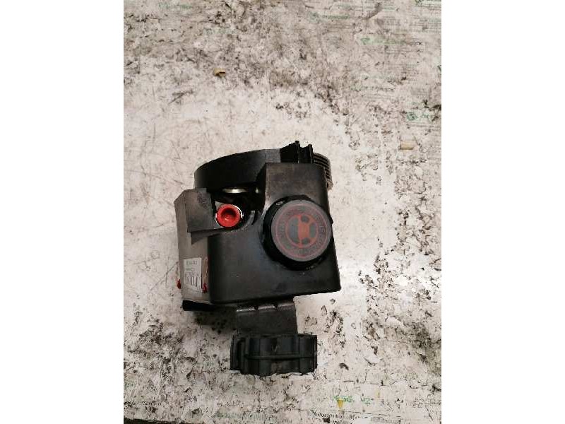 Recambio de bomba servodireccion para peugeot 206 berlina xr referencia OEM IAM 9637058480  