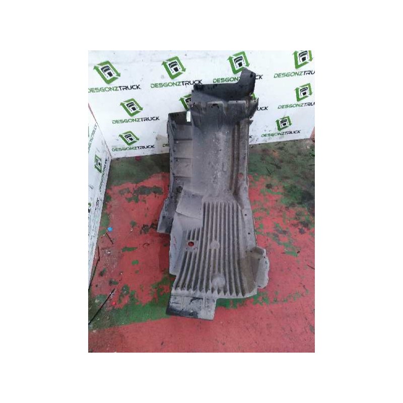 Recambio de guardabarros delantero derecho para man tg - a 18.xxx 12.4 diesel referencia OEM IAM 81612300208 PARTE SUPERIOR 