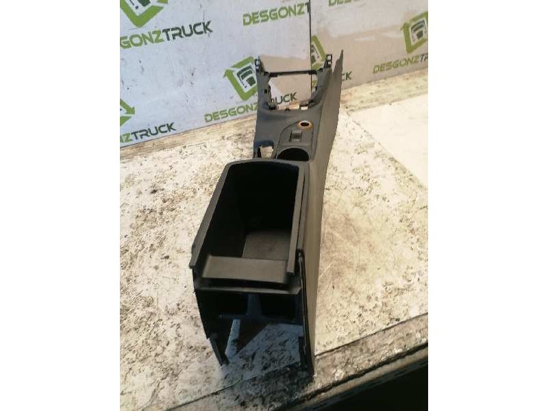 Recambio de guarnecidos palanca cambio para peugeot 308 referencia OEM IAM 9660529477  