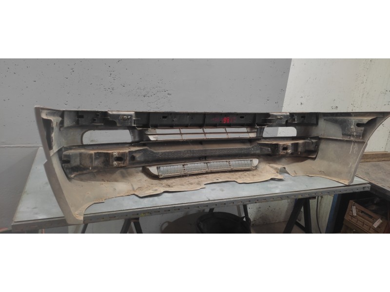 Recambio de paragolpes delantero para peugeot 806 universal studios port aventura referencia OEM IAM   