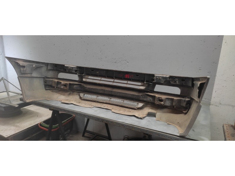 Recambio de paragolpes delantero para peugeot 806 universal studios port aventura referencia OEM IAM   