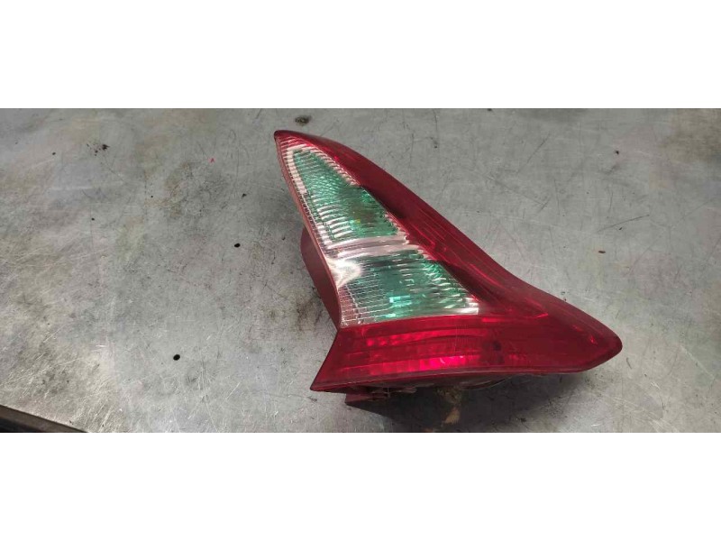 Recambio de piloto trasero derecho para citroen c4 coupe vtr plus referencia OEM IAM   