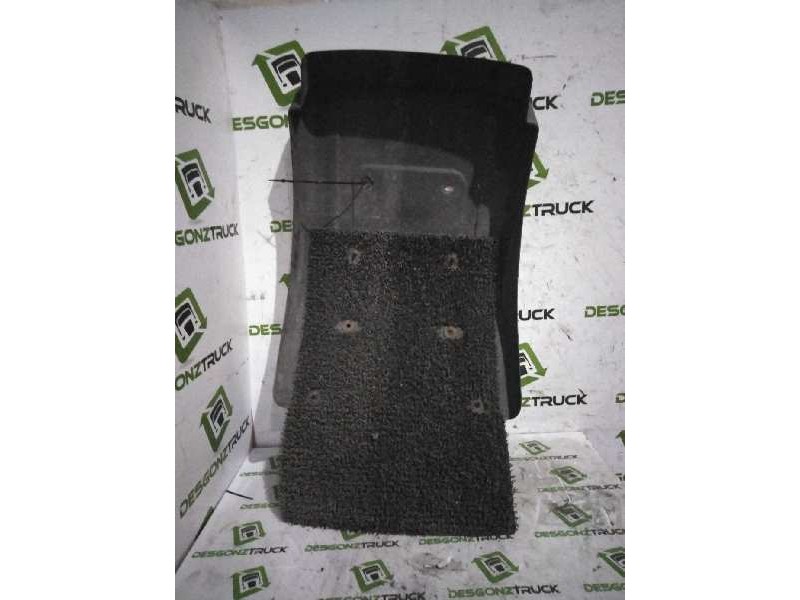 Recambio de guardabarros delantero izquierdo para renault hr xxx.18/26 premium 01  11.1 diesel referencia OEM IAM   