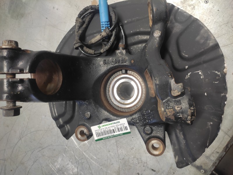 Recambio de mangueta delantera izquierda para bmw x3 (e83) 3.0d referencia OEM IAM   