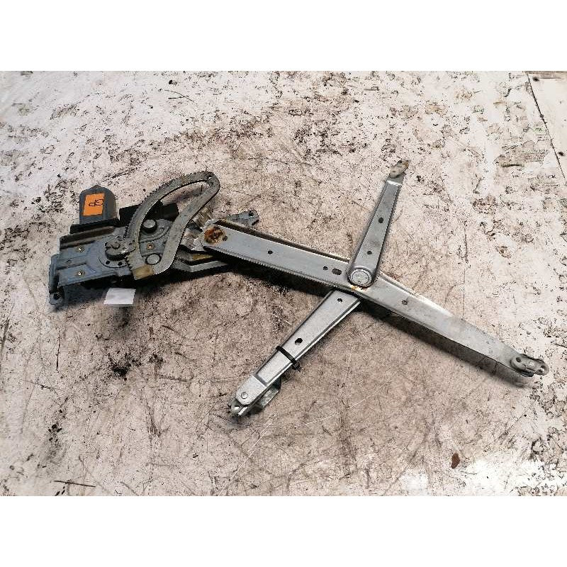 Recambio de elevalunas delantero derecho para opel corsa b fresh referencia OEM IAM 90520190 6 PINS 