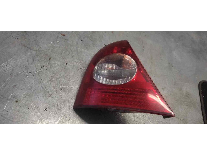 Recambio de piloto trasero izquierdo para renault clio ii fase ii (b/cb0) dynamique referencia OEM IAM 8200071413  