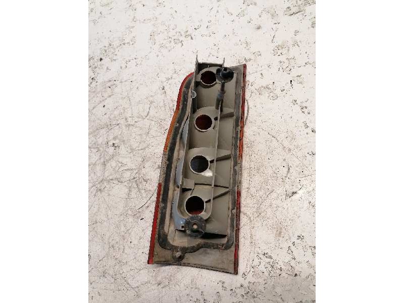 Recambio de piloto trasero derecho para renault scenic (ja..) 1.6 16v authentique (ja0b/11) referencia OEM IAM   