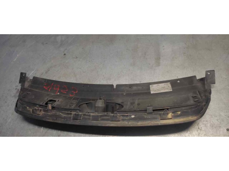 Recambio de rejilla delantera central para ford c-max (cb3) ghia referencia OEM IAM   