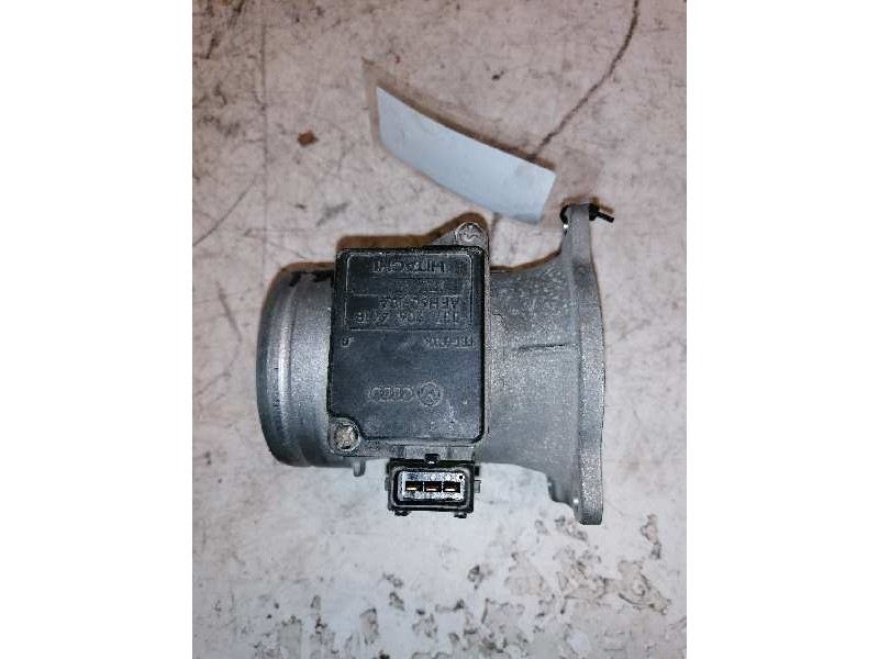 Recambio de caudalimetro para audi a4 berlina (b5) 1.8 20v referencia OEM IAM 037906461B 3 PINS 