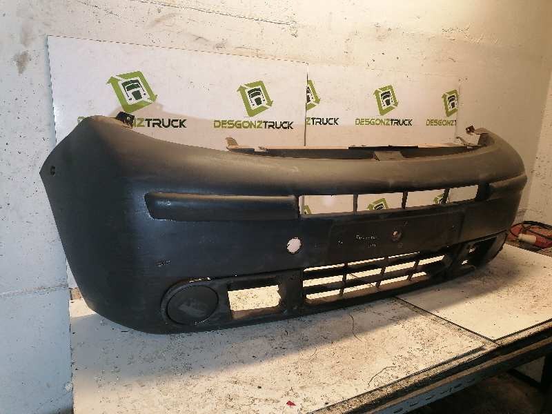 Recambio de paragolpes delantero para nissan primastar (x83) 1.9 dci diesel cat referencia OEM IAM   