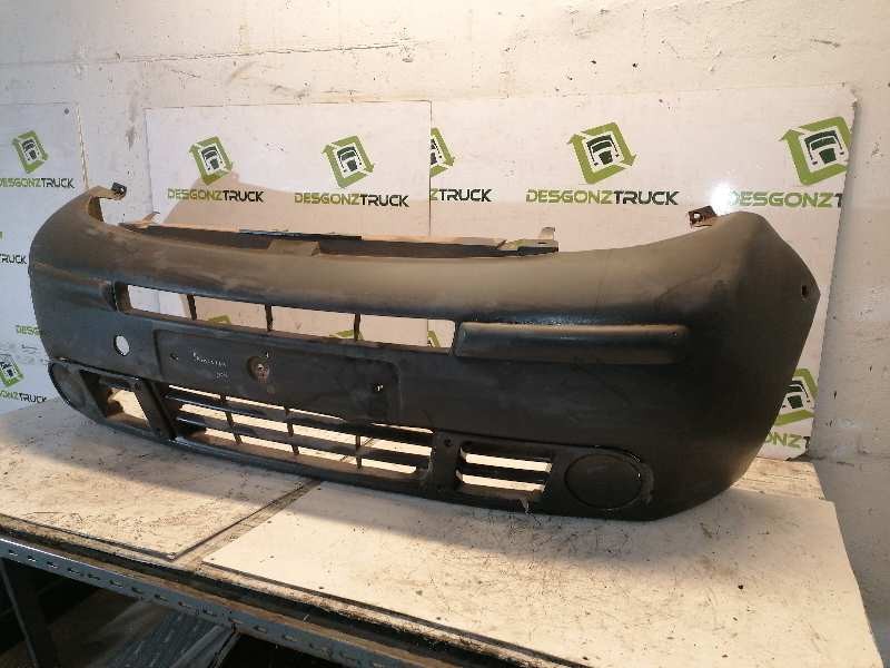 Recambio de paragolpes delantero para nissan primastar (x83) 1.9 dci diesel cat referencia OEM IAM   