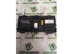 Recambio de cuadro instrumentos para renault magnum ab 2005 referencia OEM IAM 7420977604 7422185288  2