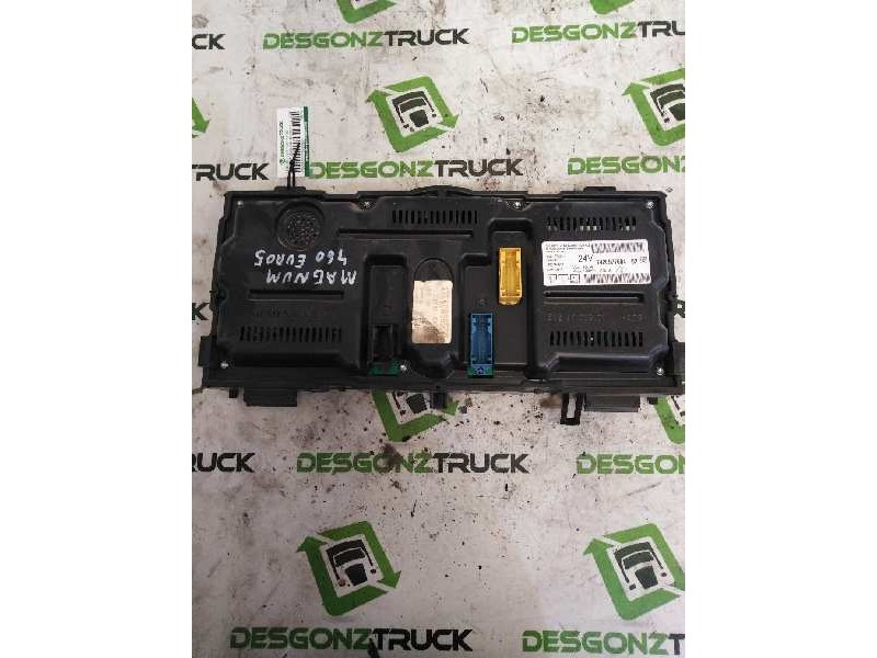 Recambio de cuadro instrumentos para renault magnum ab 2005 referencia OEM IAM 7420977604 7422185288 