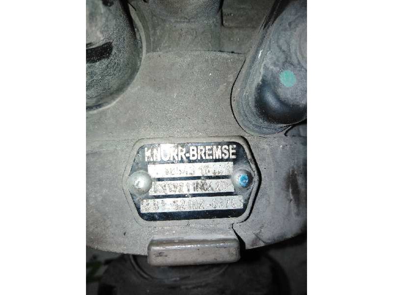 Recambio de valvula aire para man tgx 18.xxx 12.4 diesel referencia OEM IAM 81521026370 LA8543 81521026370