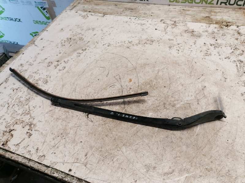 Recambio de brazo limpia delantero izquierdo para audi a8 (4e2) 3.7 quattro referencia OEM IAM   