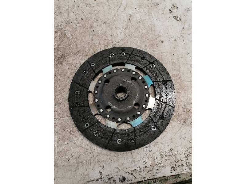 Recambio de kit embrague para peugeot 407 sw sport referencia OEM IAM 324040710  