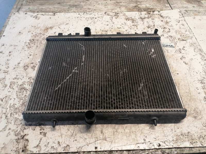 Recambio de radiador agua para peugeot 308 sw sport referencia OEM IAM 9657576580  