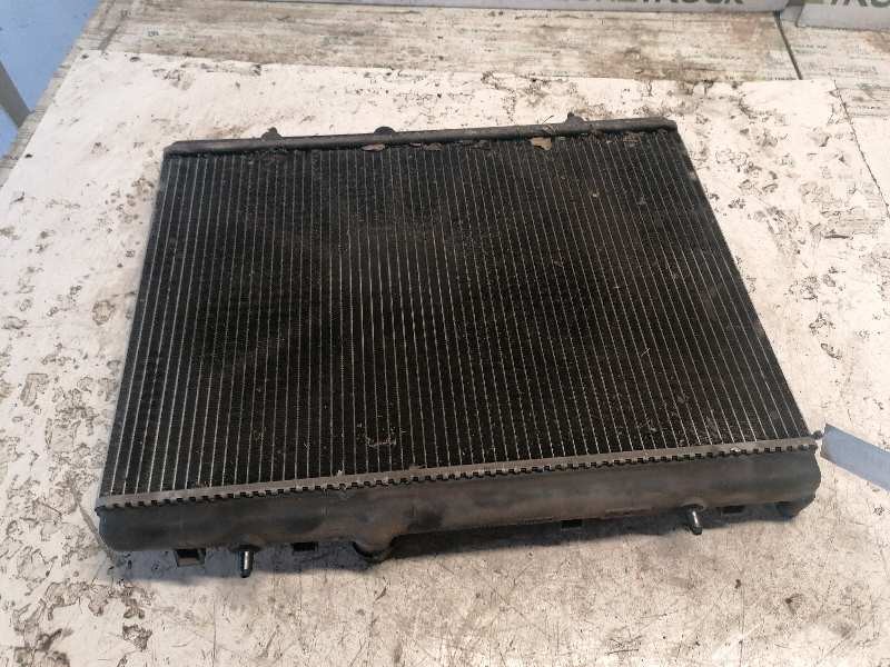 Recambio de radiador agua para peugeot 308 sw sport referencia OEM IAM 9657576580  