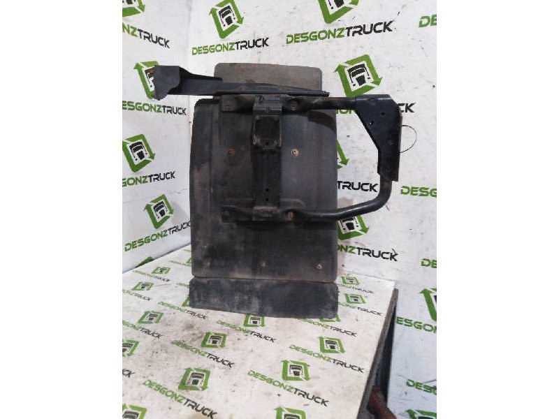 Recambio de guardabarros delantero izquierdo para renault midlum referencia OEM IAM   