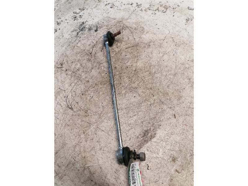 Recambio de bieleta barra estabilizadora delantera para citroen c3 pluriel 1.4 hdi referencia OEM IAM   