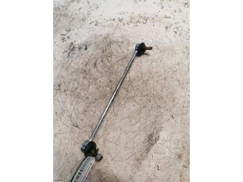 Recambio de bieleta barra estabilizadora delantera para citroen c3 pluriel 1.4 hdi referencia OEM IAM   