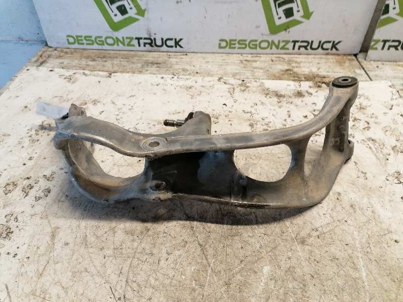 Recambio de brazo suspension inferior delantero derecho para peugeot 407 sw sport referencia OEM IAM 9644552180  