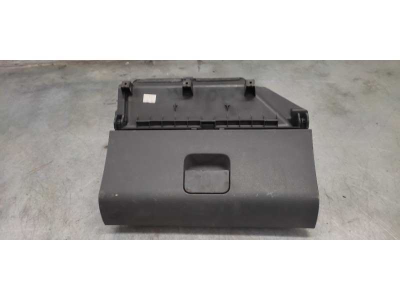 Recambio de guantera para volkswagen polo (9n1) conceptline referencia OEM IAM 6Q1857101F  