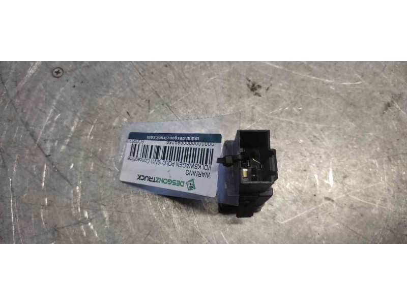 Recambio de warning para volkswagen polo (9n1) conceptline referencia OEM IAM 6Q0953235A 4 PINS 