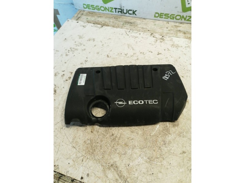 Recambio de tapa motor para opel astra gtc cosmo referencia OEM IAM   