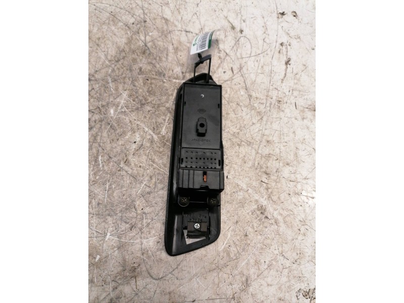 Recambio de mando elevalunas delantero izquierdo para nissan primera berlina (p11) 2.0 navigation referencia OEM IAM   16 PINS