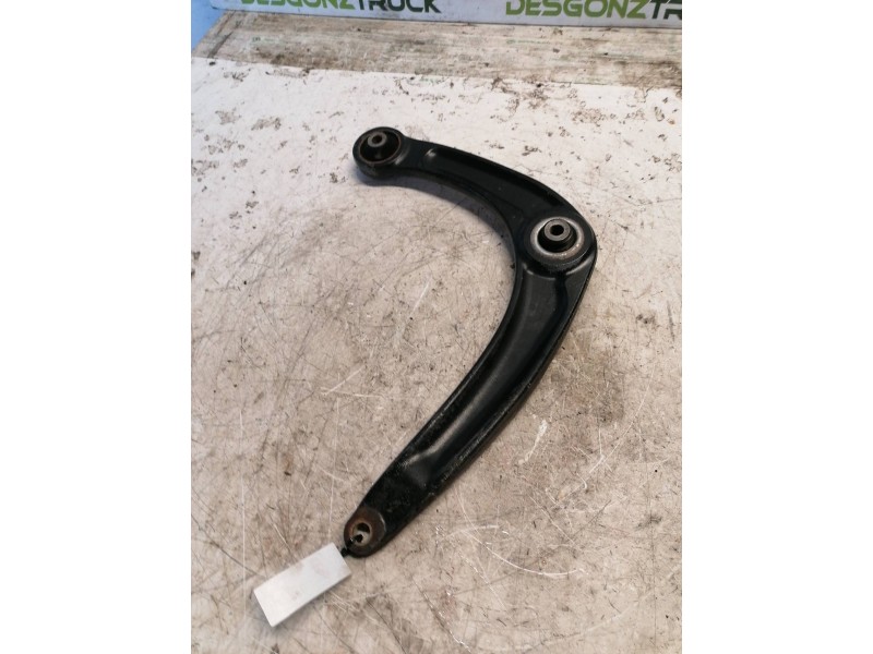 Recambio de brazo suspension inferior delantero izquierdo para peugeot 308 sw envy referencia OEM IAM 833548  