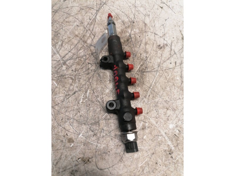 Recambio de rampa inyectora para ford transit combi ´06 ft 350 largo referencia OEM IAM   3 PINS